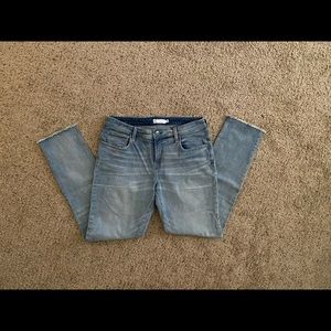 NWOT Women’s Carve Designs Jeans